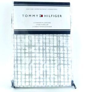 Tommy Hilfiger Standard Distressed Plaid Pillowcase 20 X 30 Set of 2 New